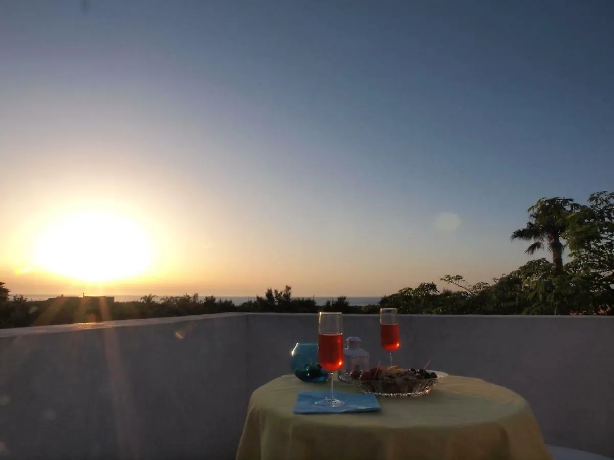Casa Vacanza Perla Bianca Villa Castelluzzo Holiday home