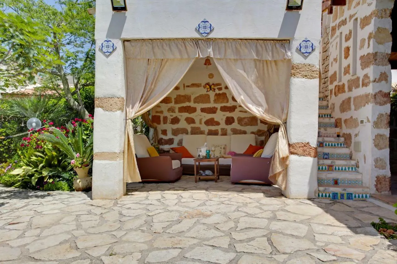 Casa Vacanza Perla Bianca Villa Castelluzzo