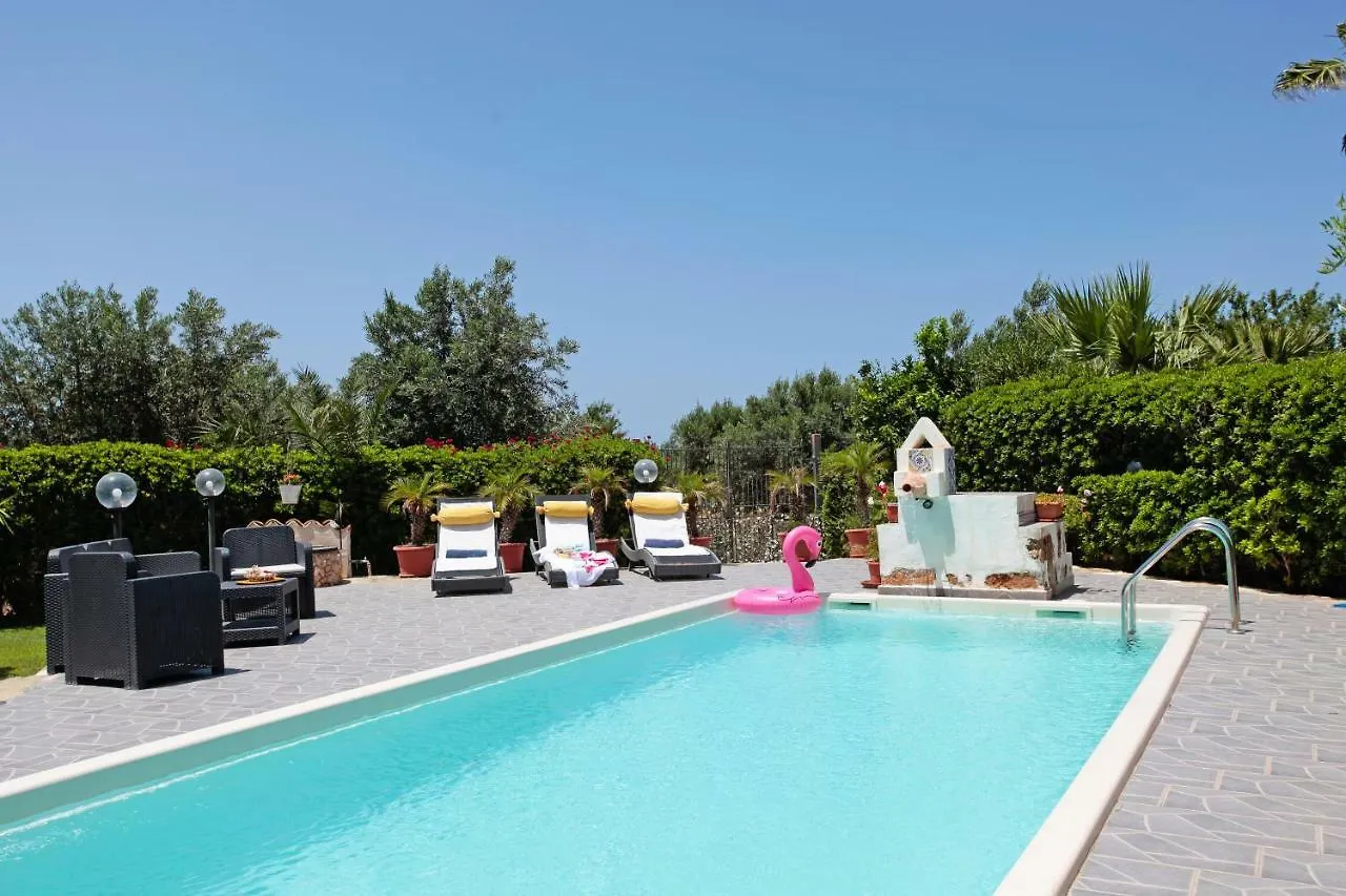 Holiday home Casa Vacanza Perla Bianca Villa Castelluzzo